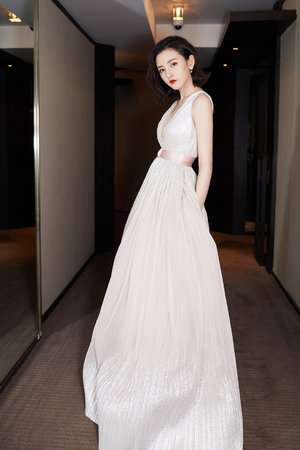 亚精区一区区二在线