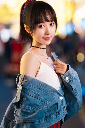 一边亲着一面膜免费